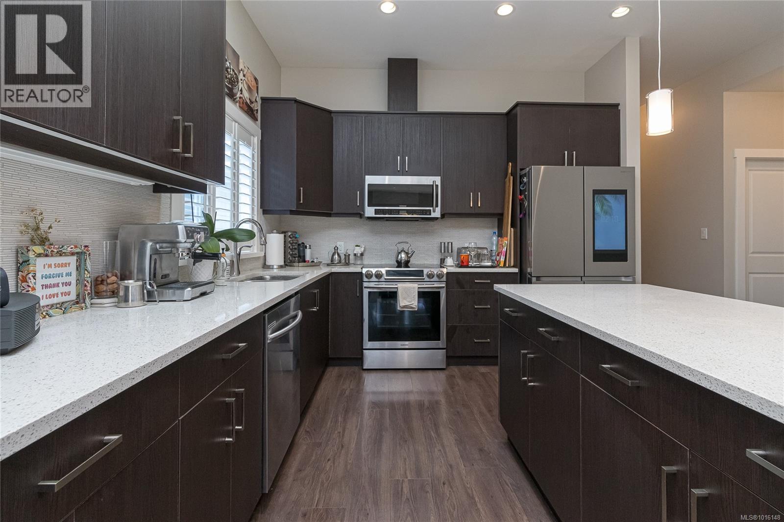  3526 Luxton Road, Langford