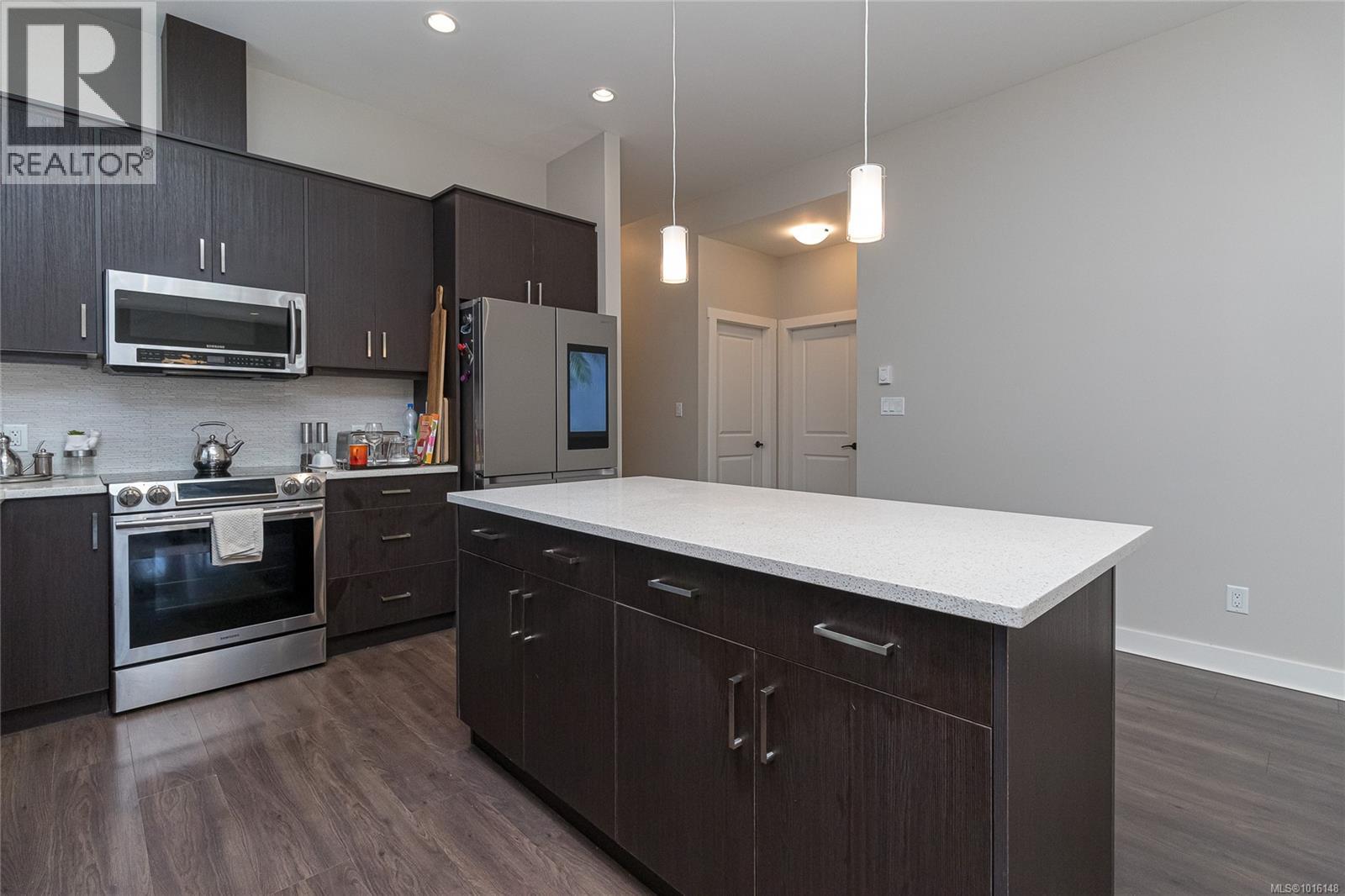  3526 Luxton Road, Langford