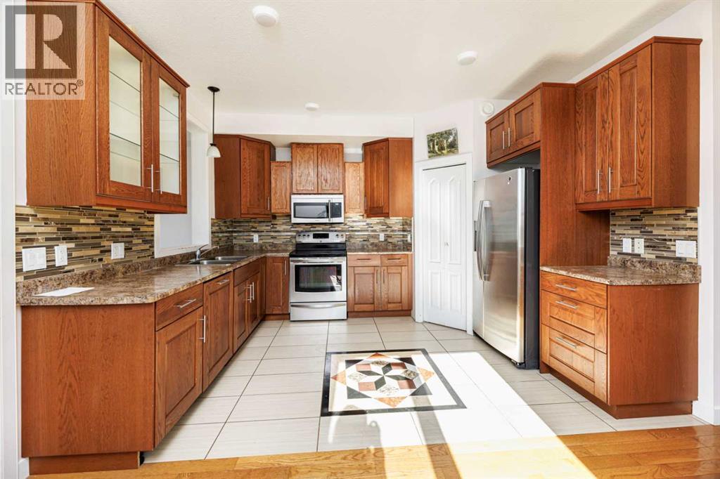 5140 51 Street, Lacombe