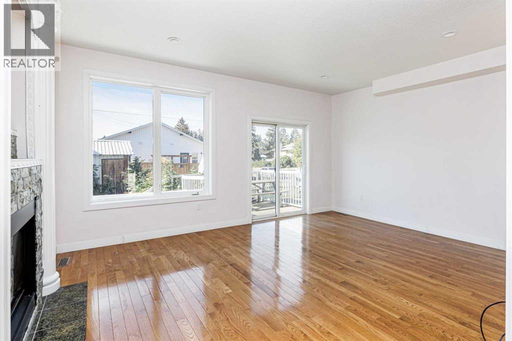 5140 51 Street, Lacombe