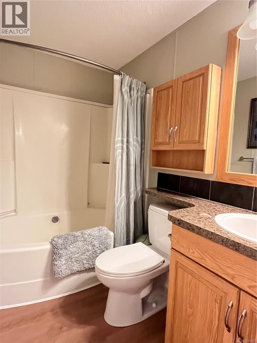 42 2500 Florence Lake Road, Langford