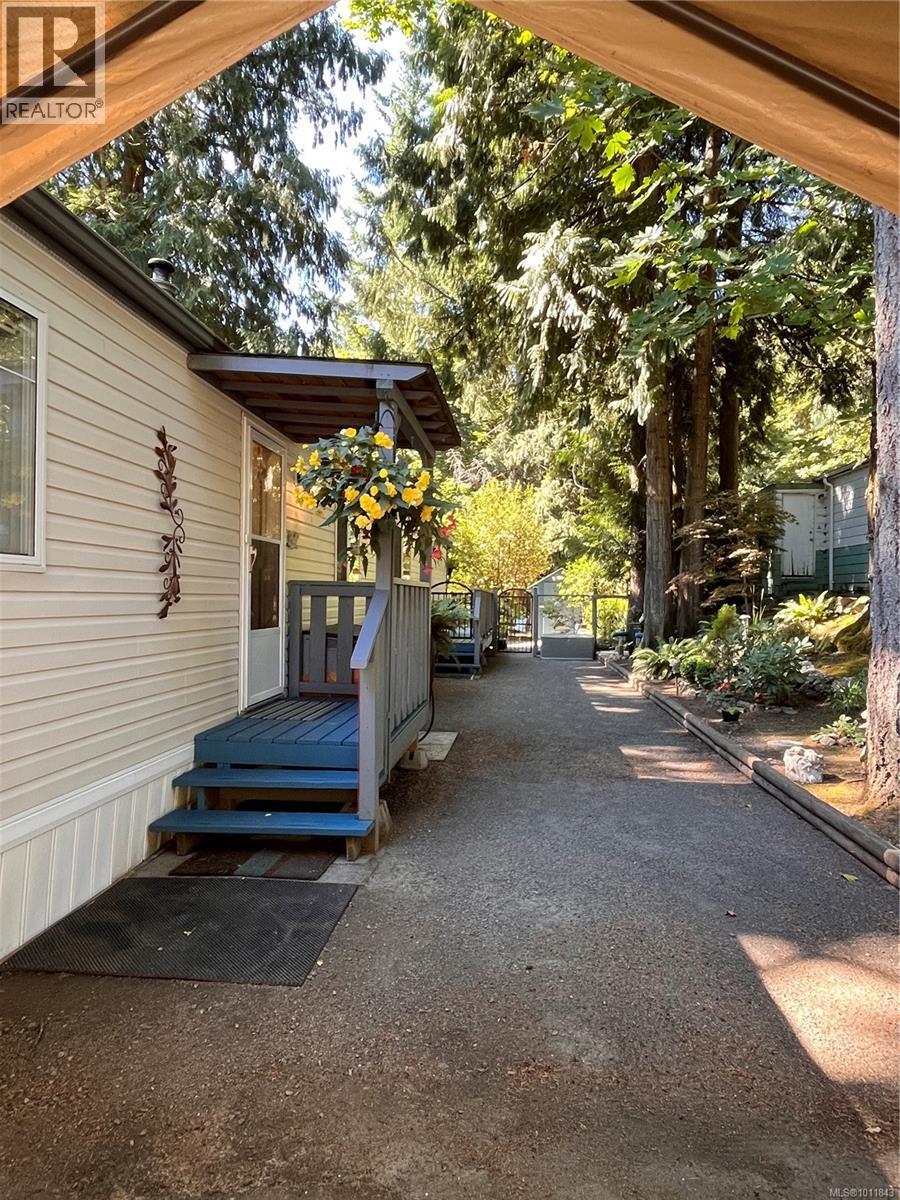 42 2500 Florence Lake Road, Langford