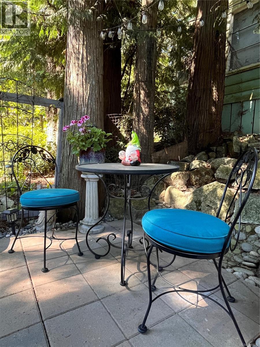 42 2500 Florence Lake Road, Langford