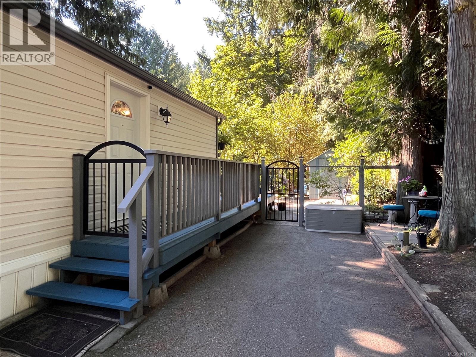 42 2500 Florence Lake Road, Langford