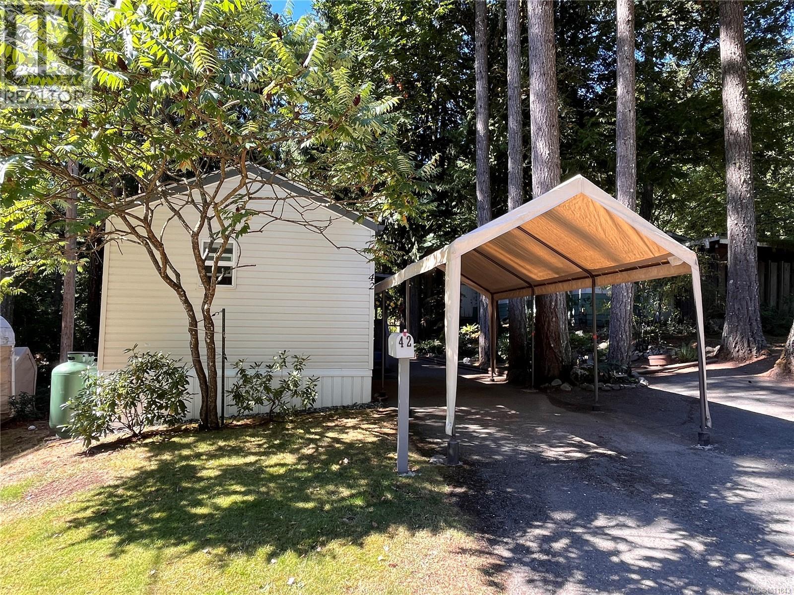 42 2500 Florence Lake Road, Langford