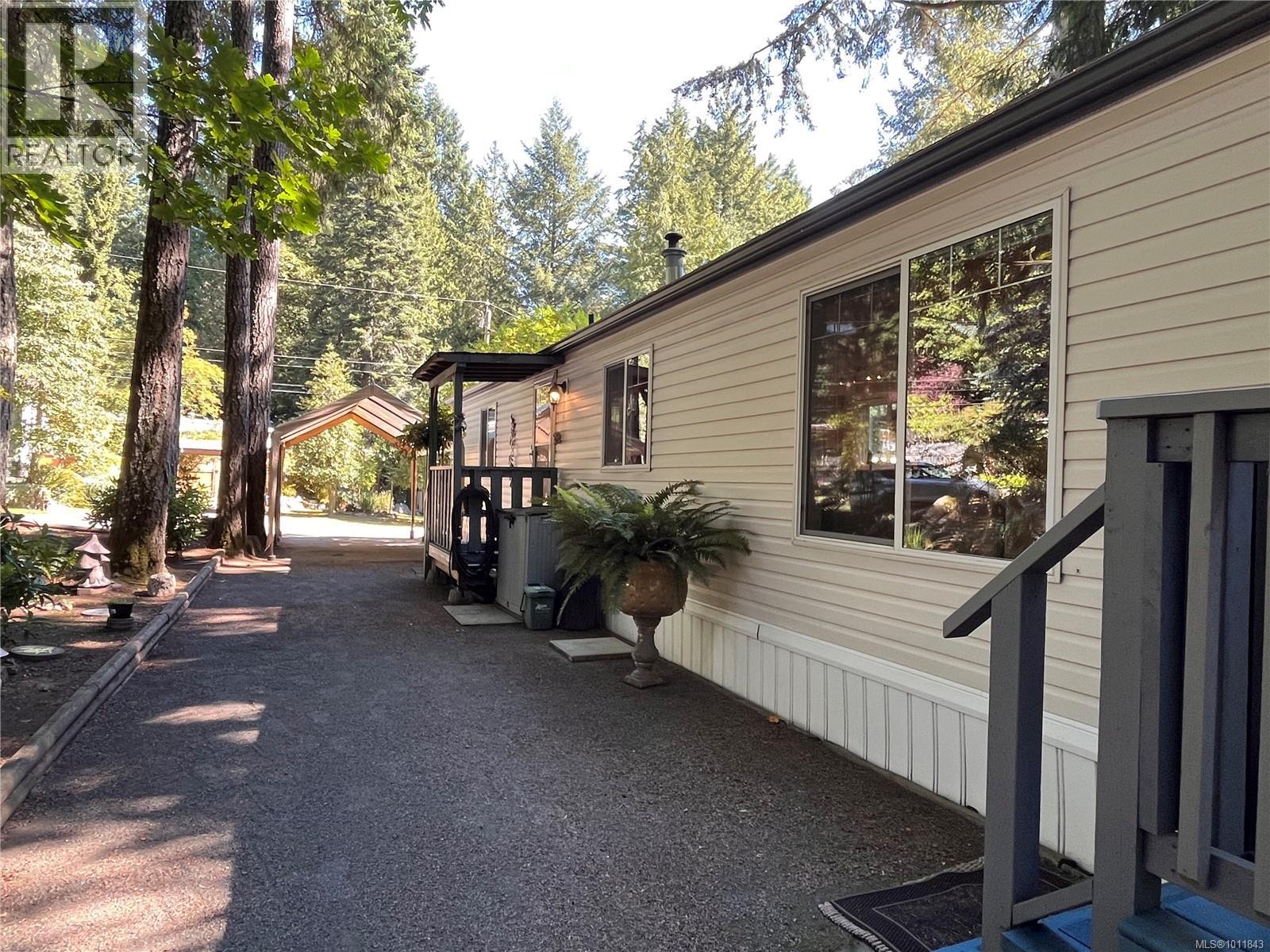 42 2500 Florence Lake Road, Langford
