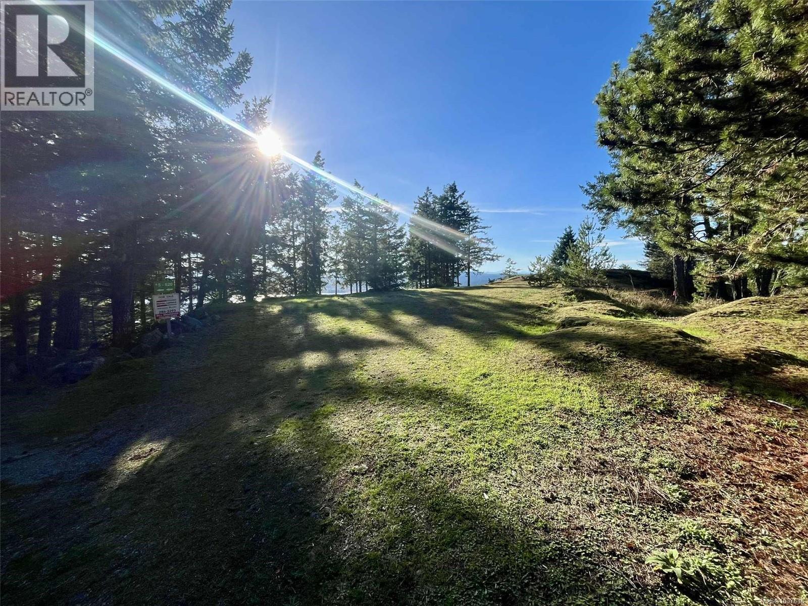 15 620 Helanton Rd, Quadra Island