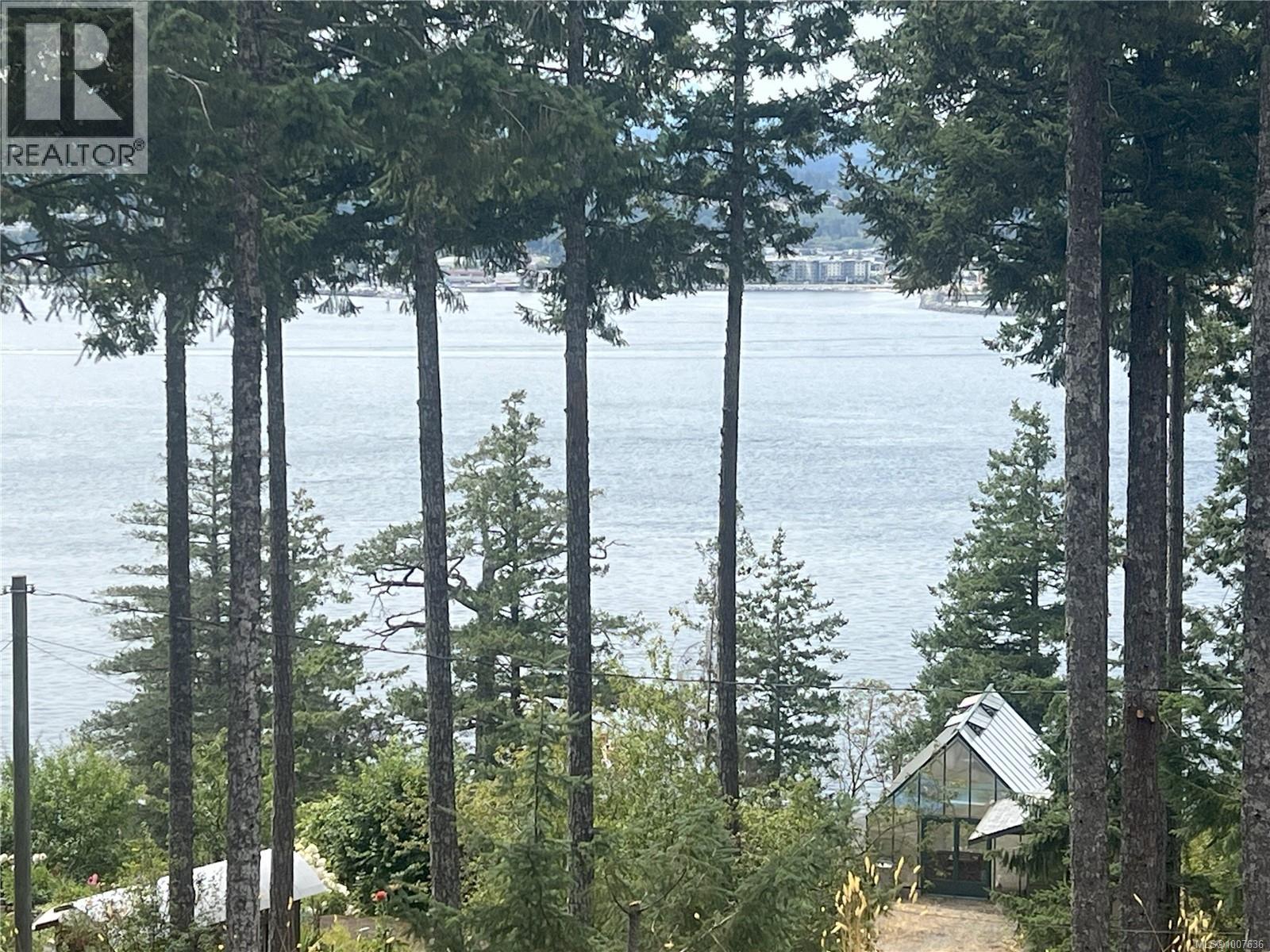 15 620 Helanton Rd, Quadra Island