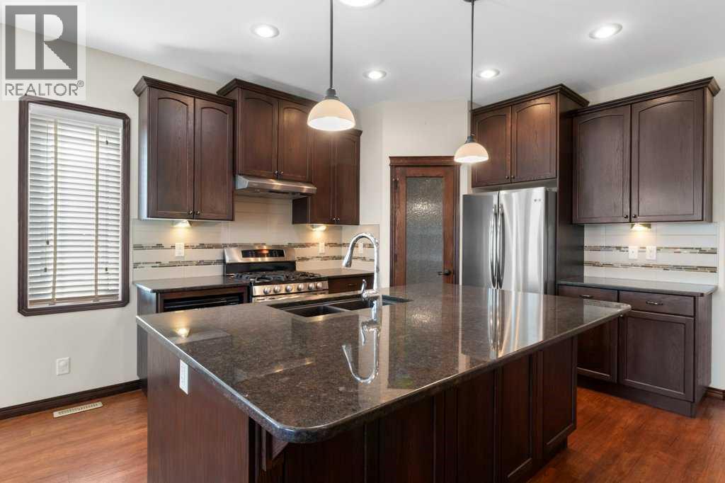 3 Vista Close, Red Deer