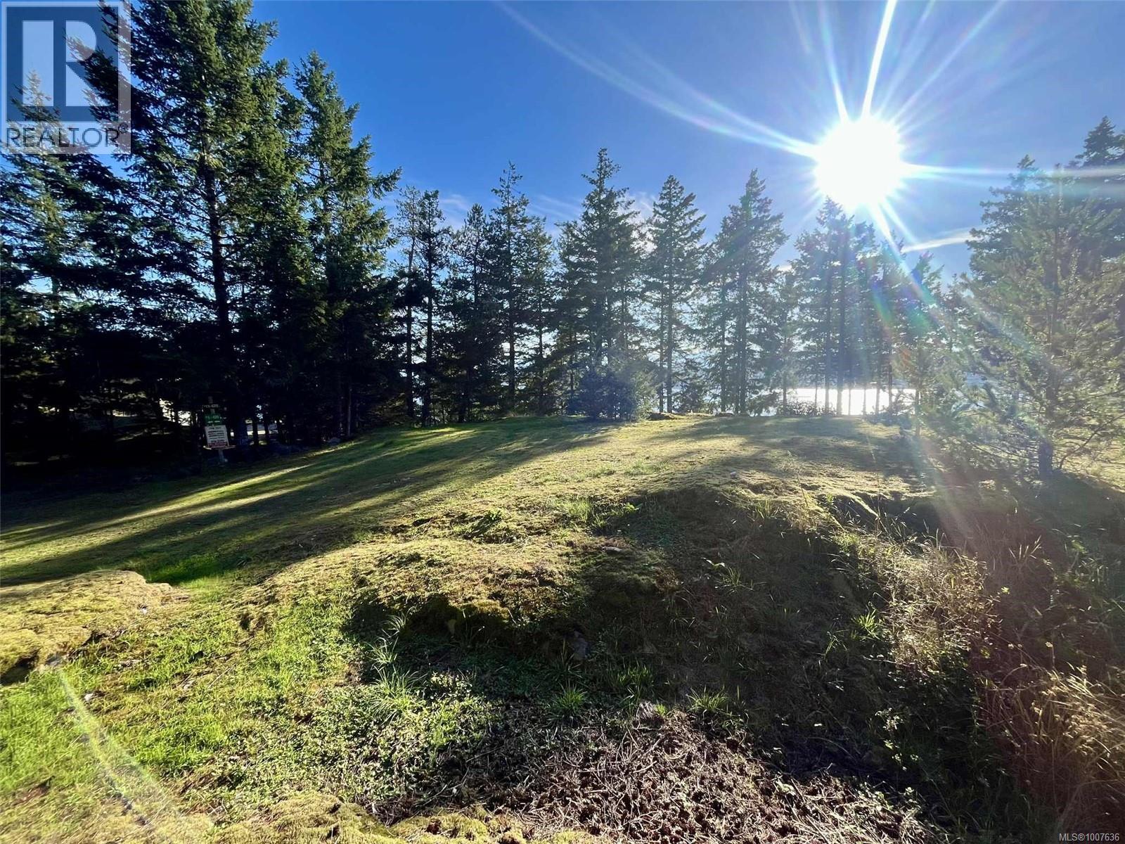 15 620 Helanton Rd, Quadra Island