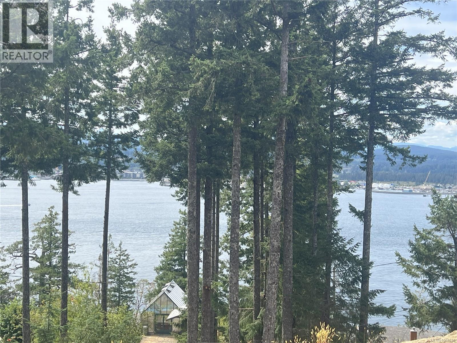 15 620 Helanton Rd, Quadra Island