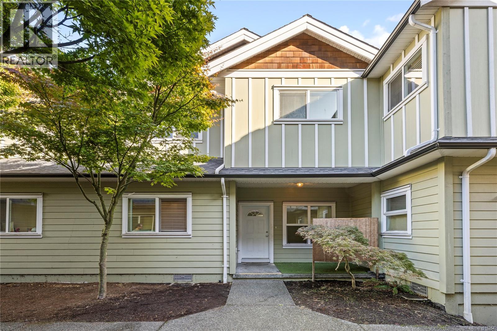 102 582 Rosehill St, Nanaimo