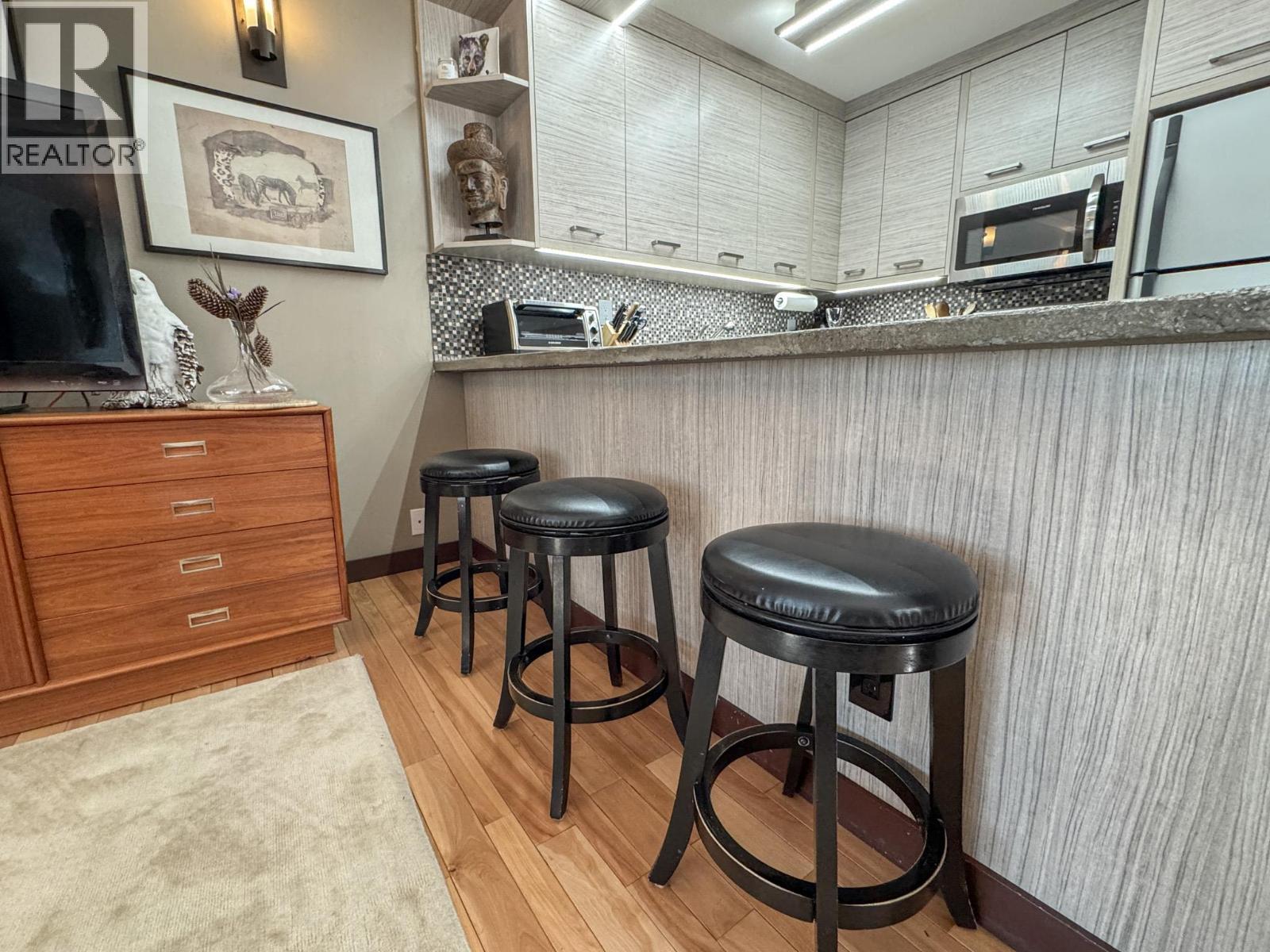 1492 Akiskinook Road Unit# 1, Windermere