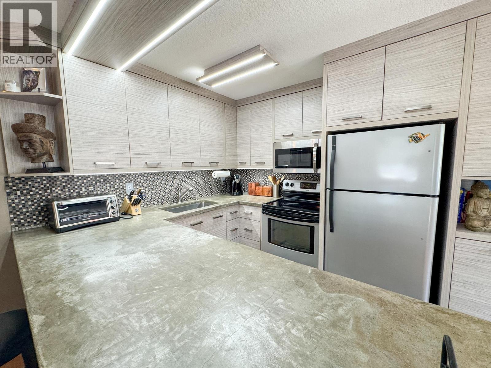 1492 Akiskinook Road Unit# 1, Windermere