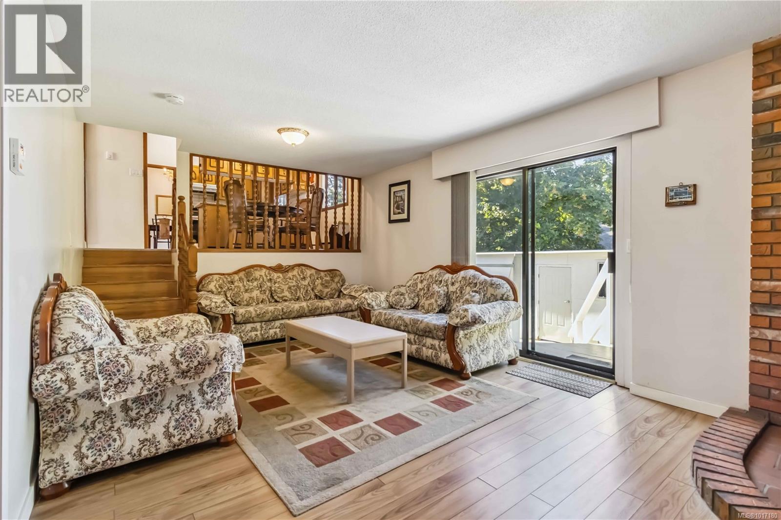  550 Fermoy Place, Saanich