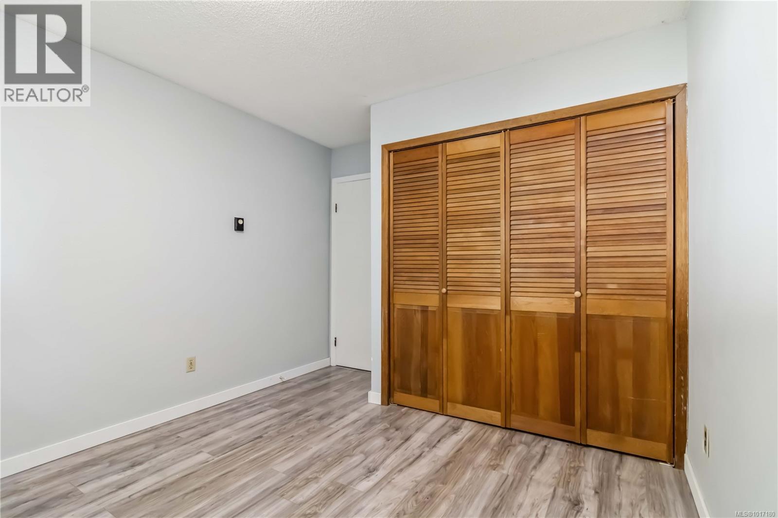  550 Fermoy Place, Saanich