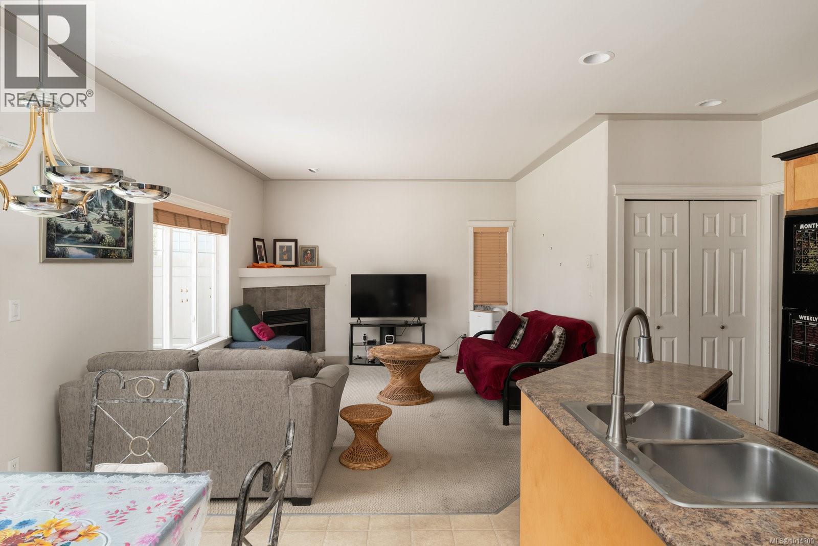  2161 Stone Gate, Langford