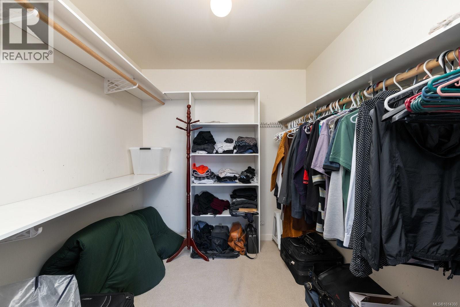 2161 Stone Gate, Langford