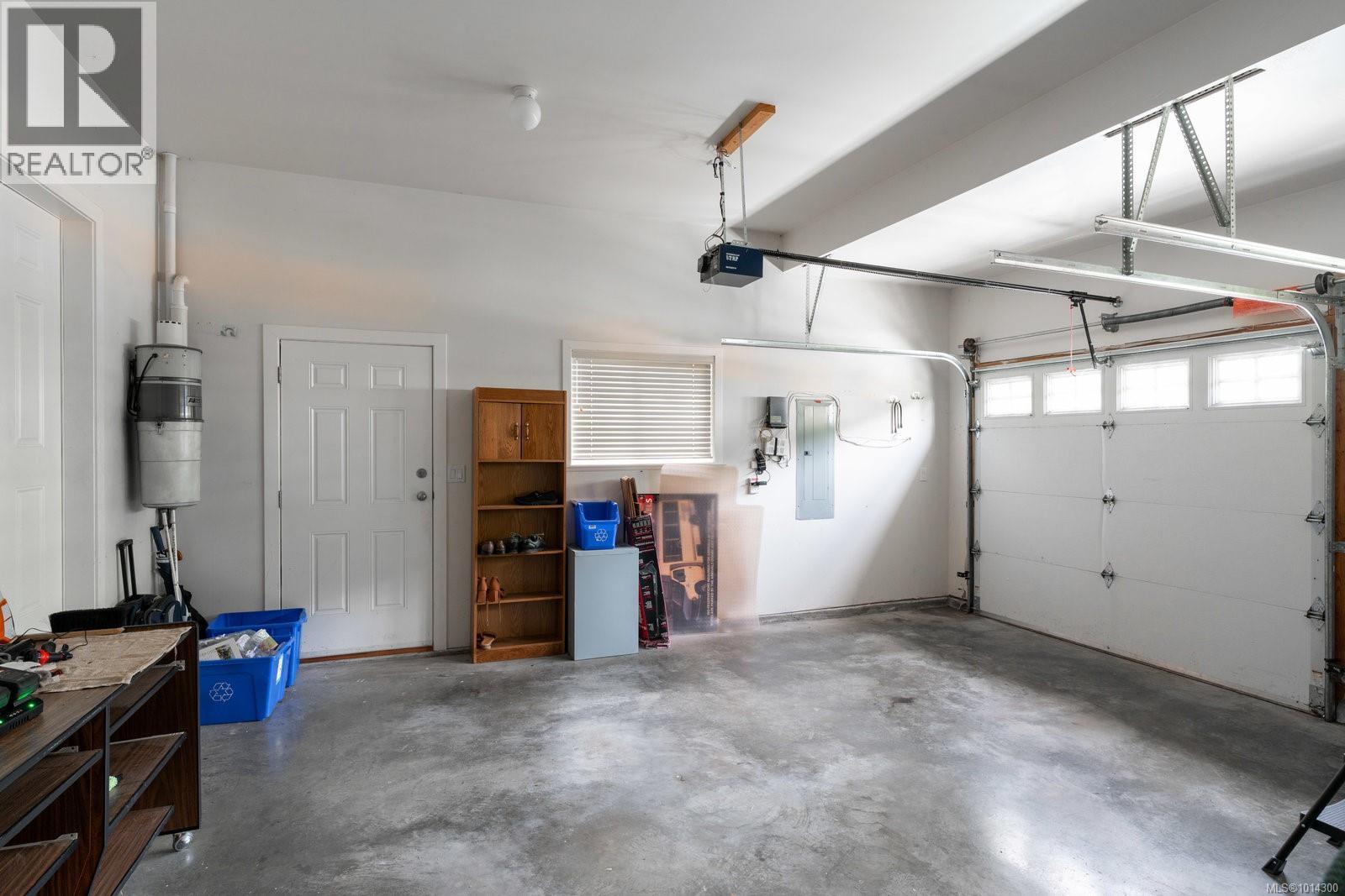  2161 Stone Gate, Langford