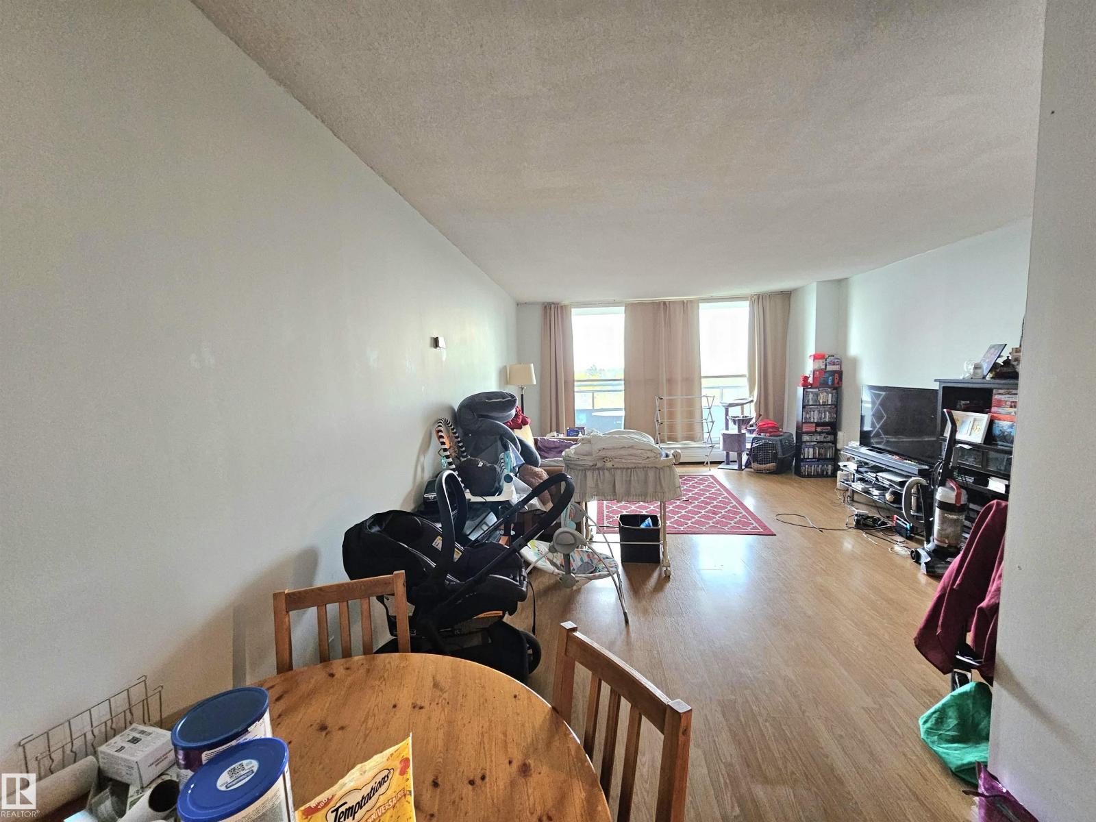 #718 13910 STONY PLAIN RD NW, Edmonton