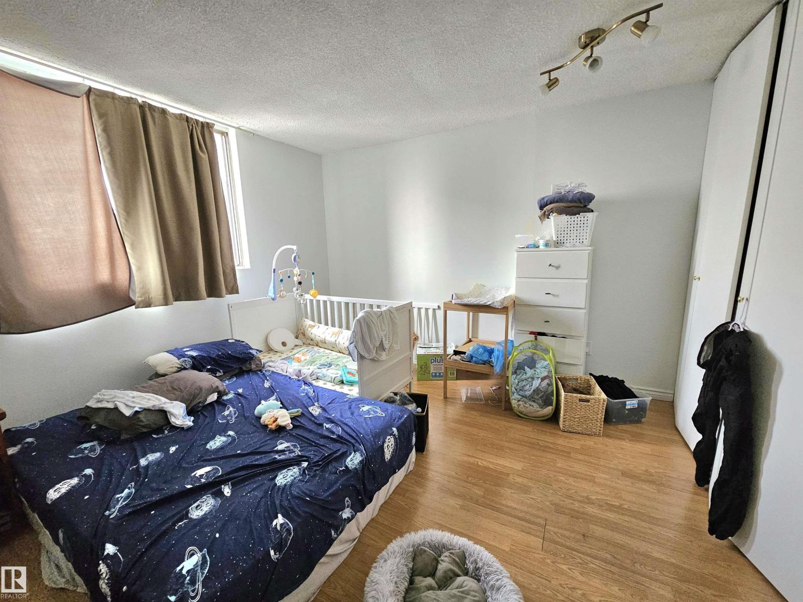 #718 13910 STONY PLAIN RD NW, Edmonton