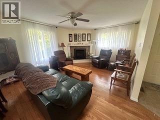 2455 5TH Avenue Northeast, Salmon Arm