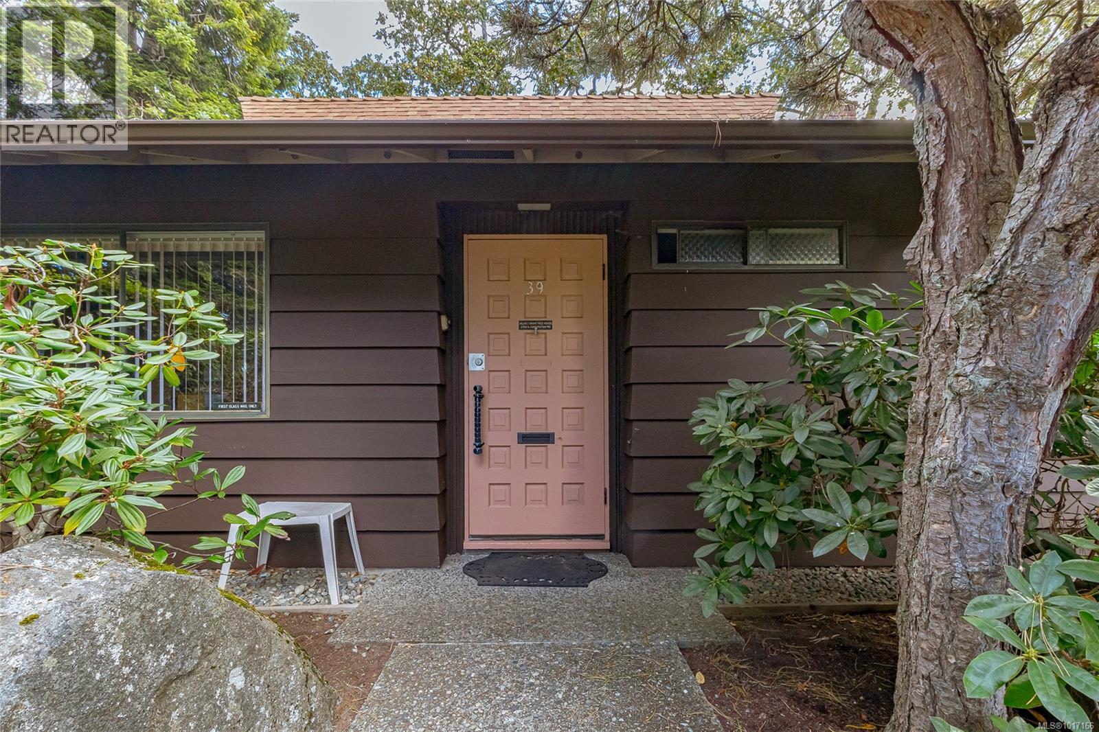 19 278 Island Highway, View Royal