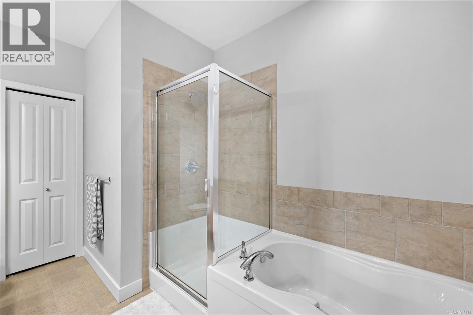 403C 1115 Craigflower Road, Esquimalt