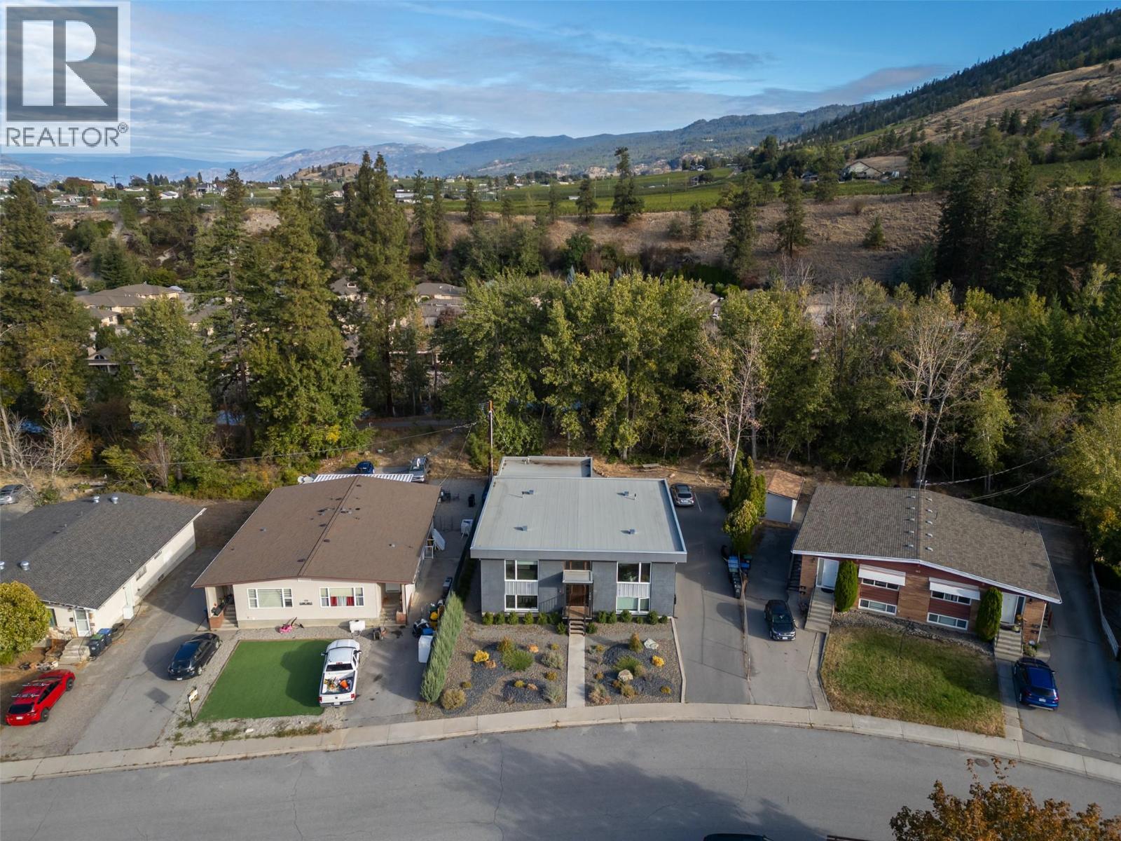  166 McPherson Crescent, Penticton