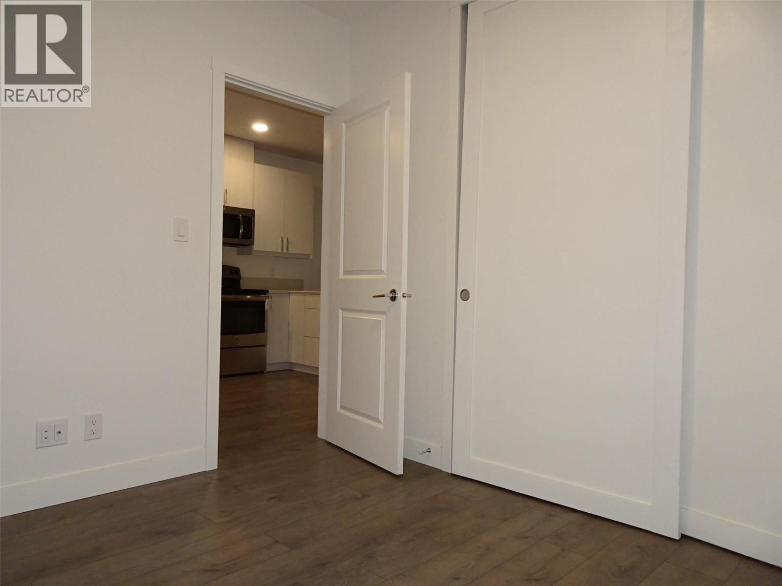  166 McPherson Crescent, Penticton