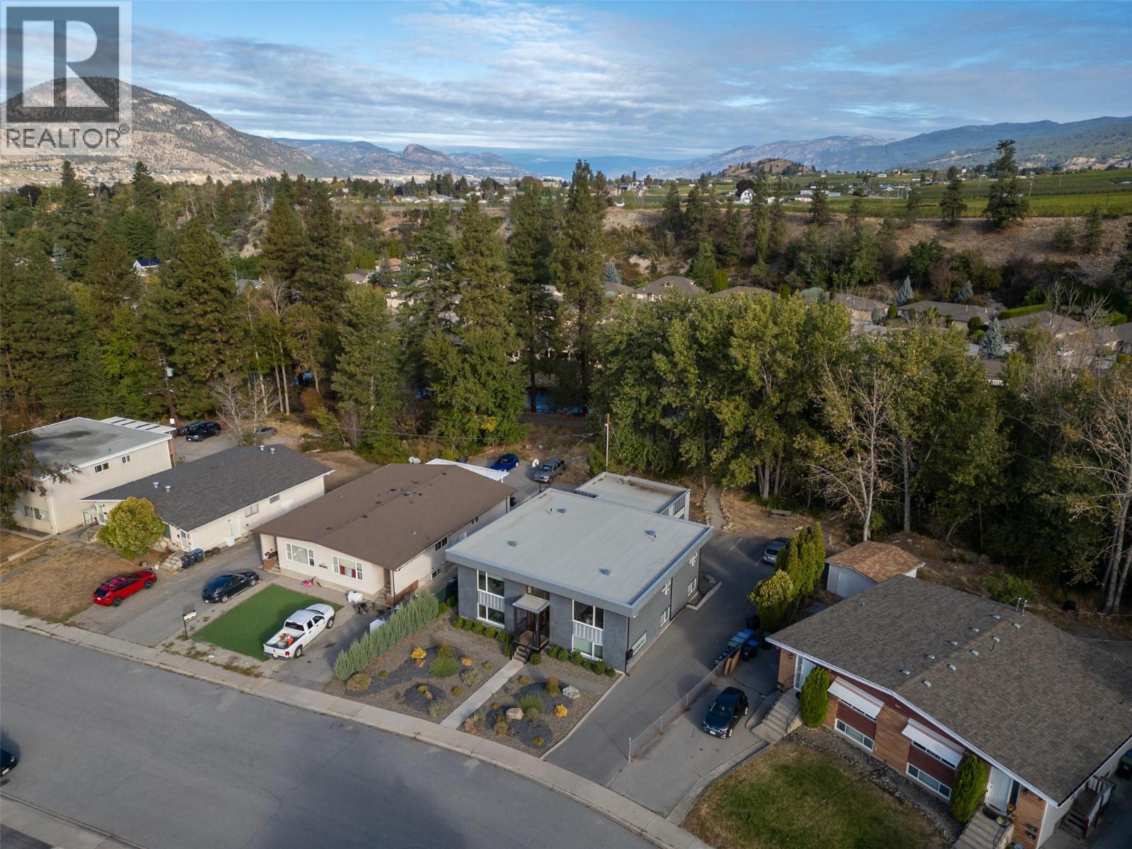  166 McPherson Crescent, Penticton