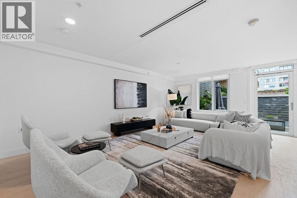 202 1331 MARINE DRIVE, West Vancouver