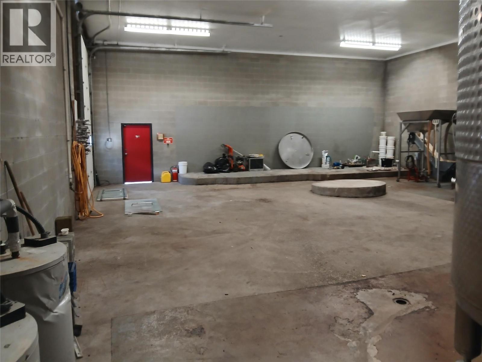  5078 Cousins Place, Peachland