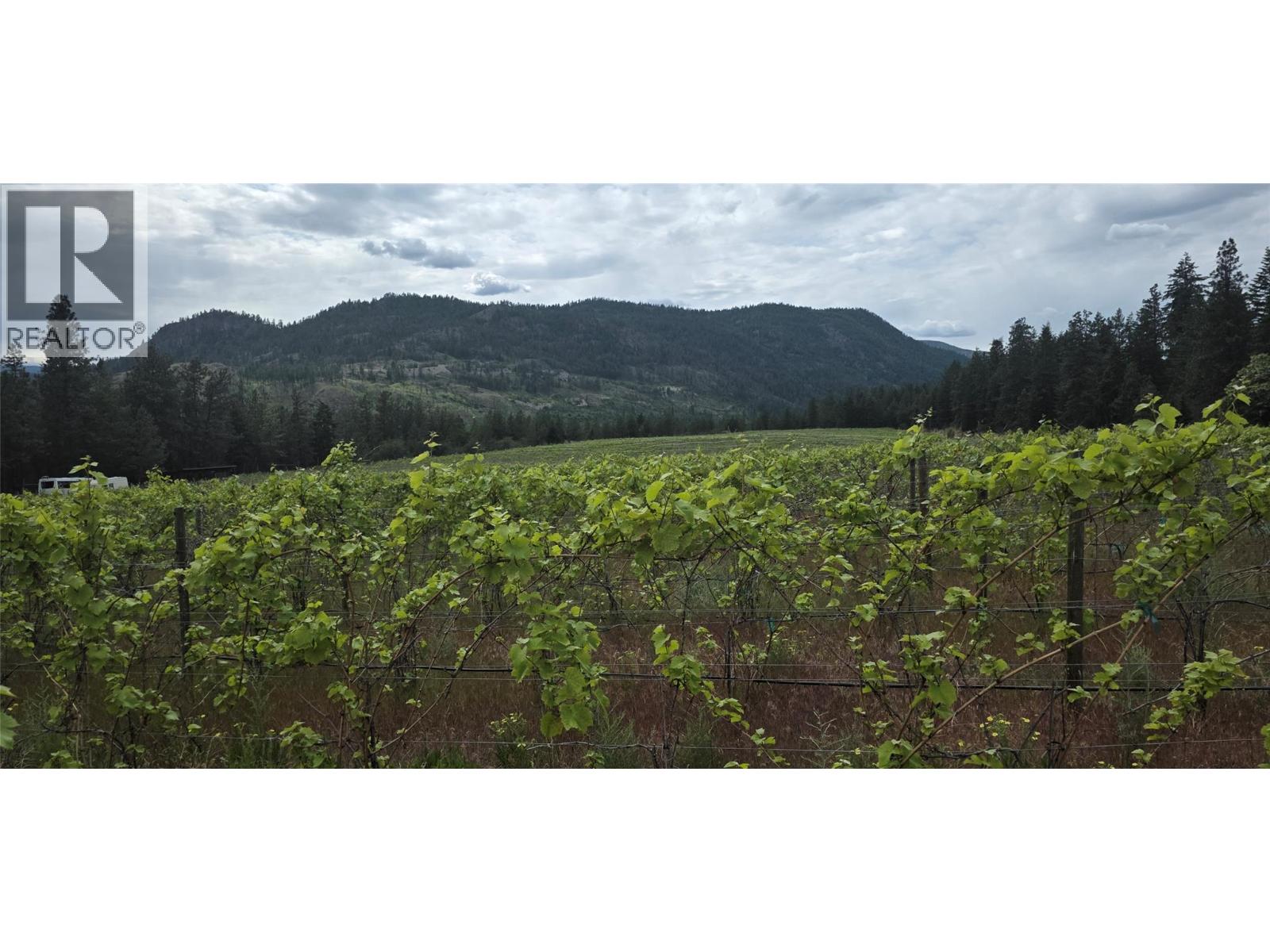  5078 Cousins Place, Peachland