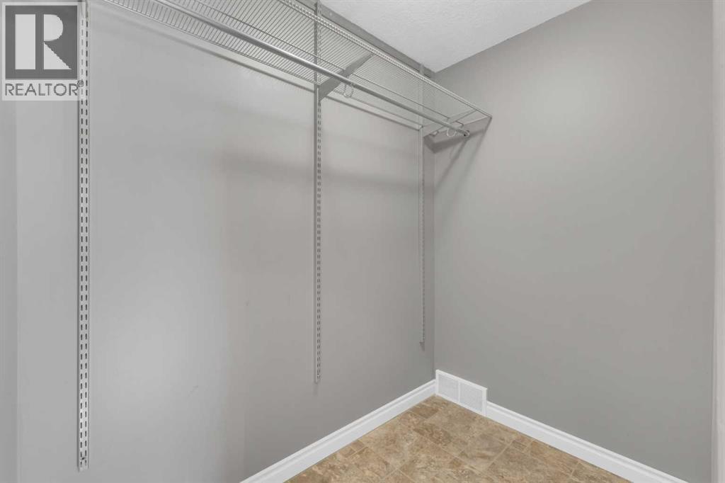178 Inkster Close, Red Deer