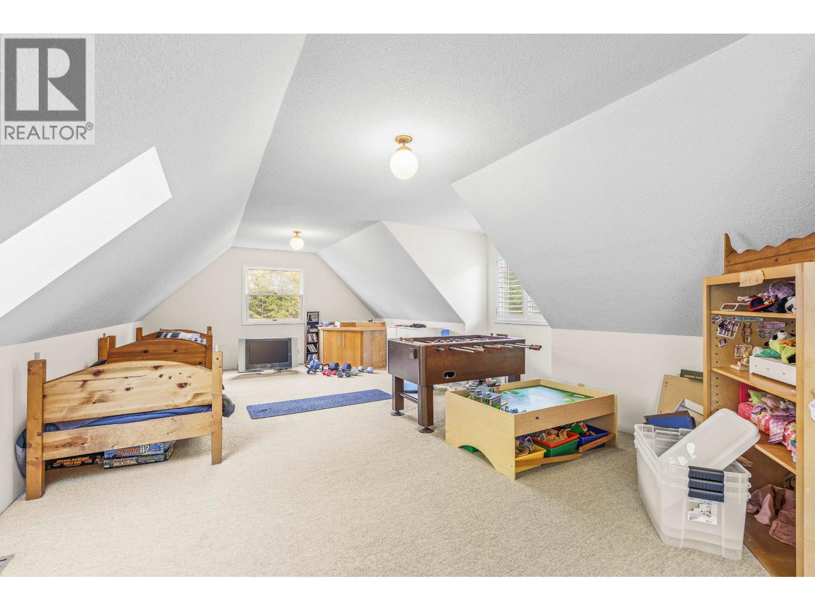 5219 HEADLAND DRIVE, West Vancouver