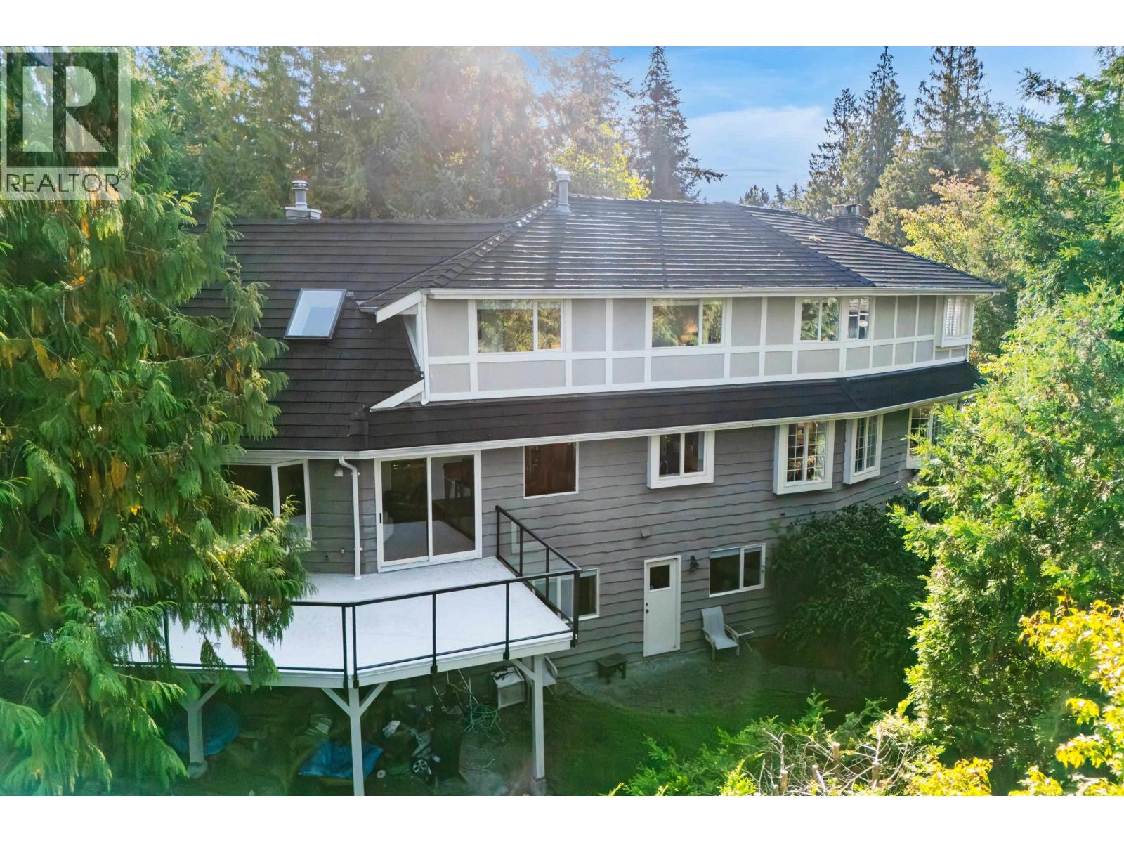 5219 HEADLAND DRIVE, West Vancouver