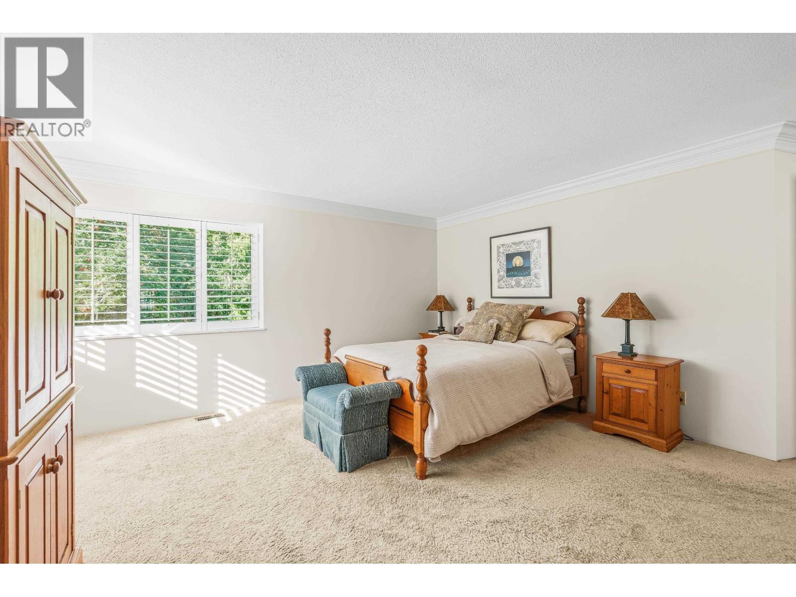 5219 HEADLAND DRIVE, West Vancouver