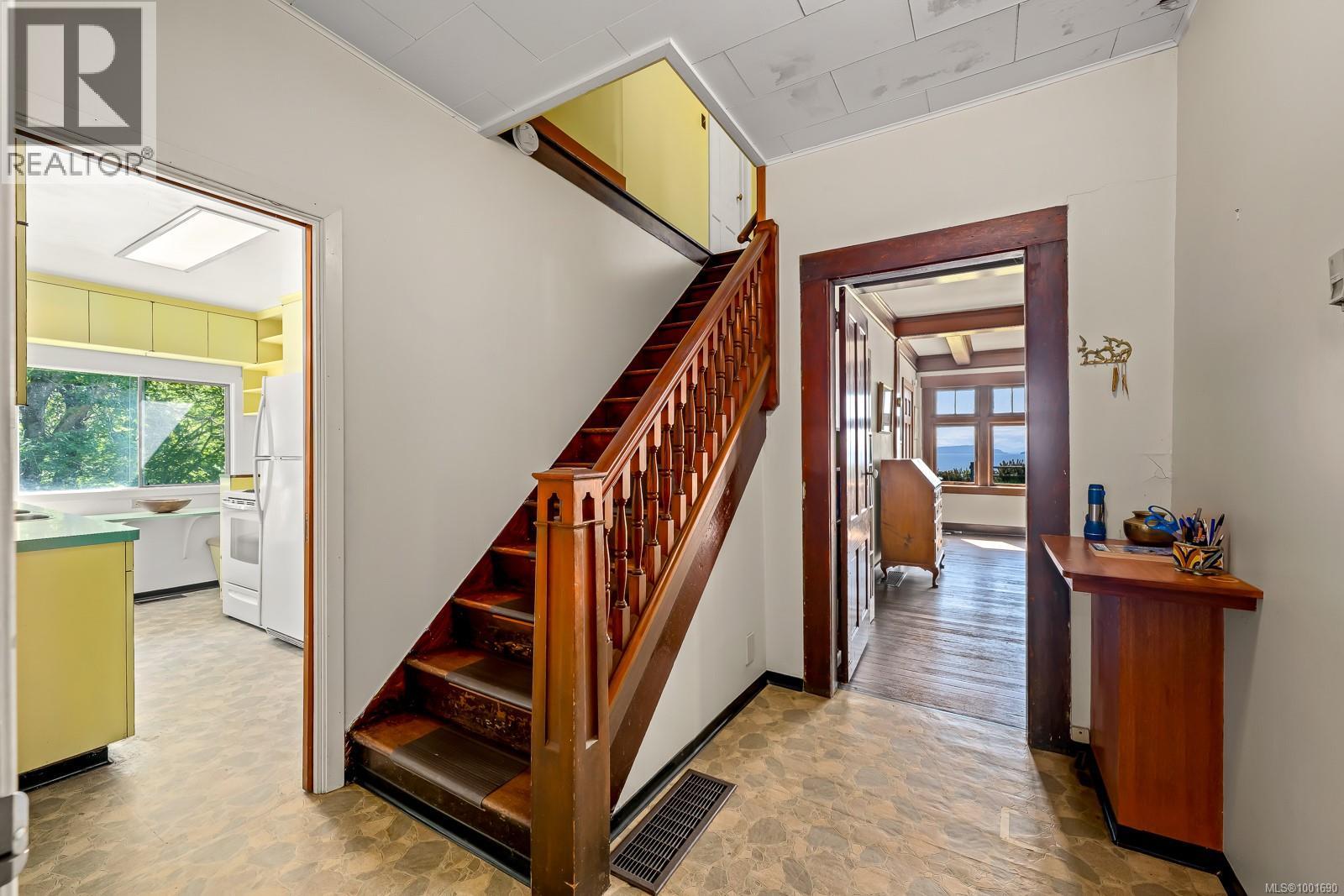 965 Balmoral Rd, Comox