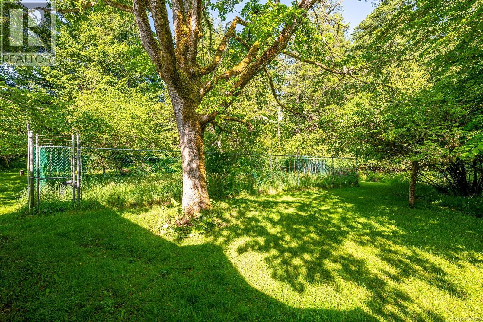 965 Balmoral Rd, Comox