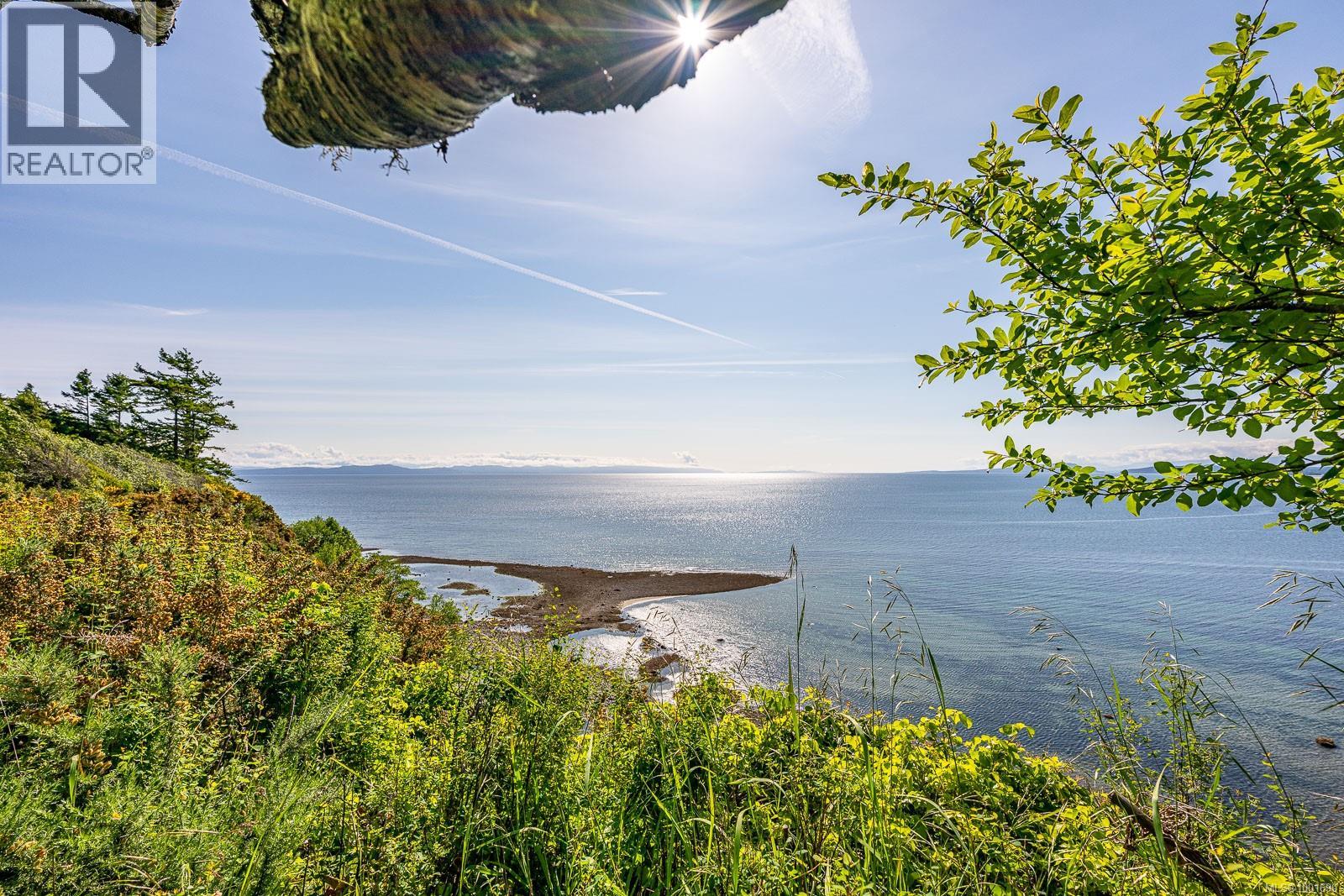 965 Balmoral Rd, Comox