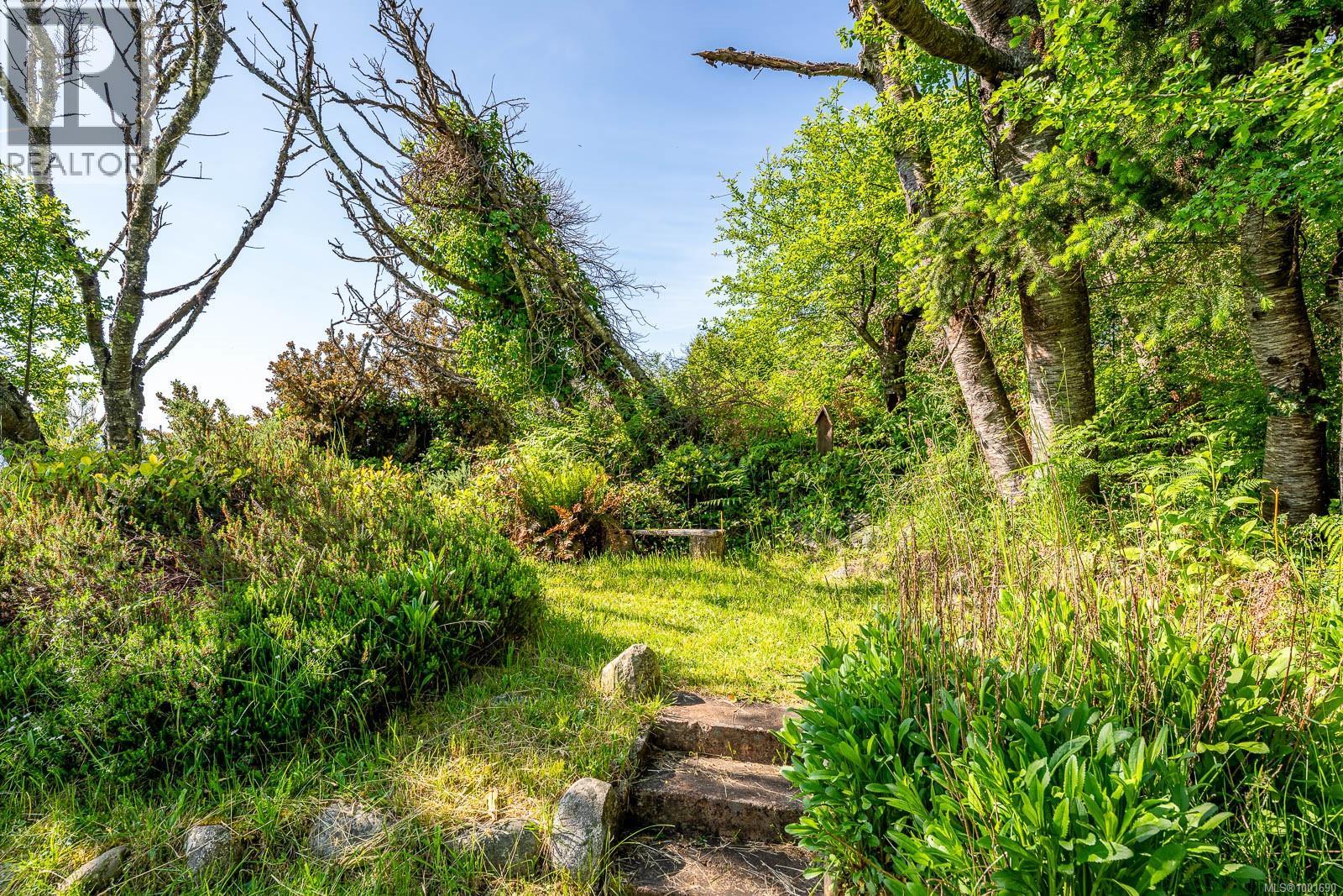 965 Balmoral Rd, Comox