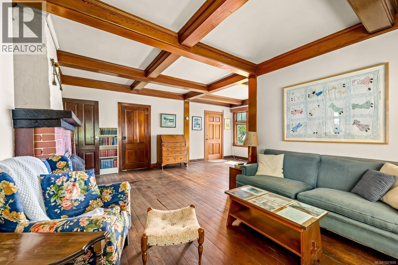 965 Balmoral Rd, Comox