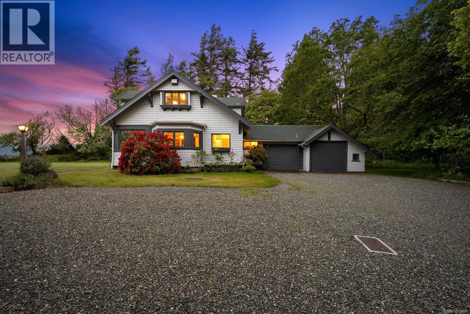 965 Balmoral Rd, Comox