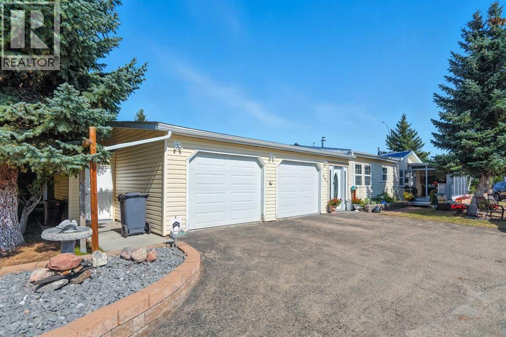 37543 England way, Rural Red Deer County