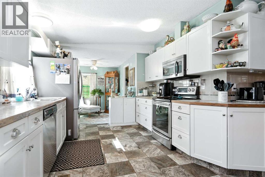 37543 England way, Rural Red Deer County