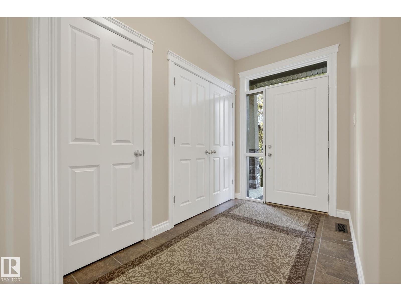 11106 76 AV NW, Edmonton