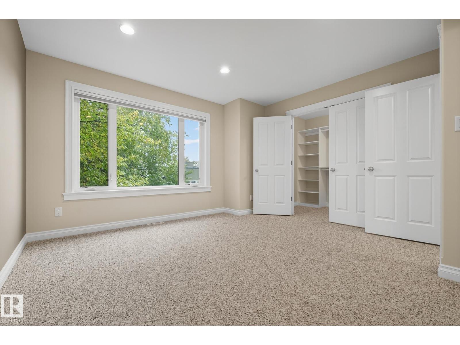 11106 76 AV NW, Edmonton