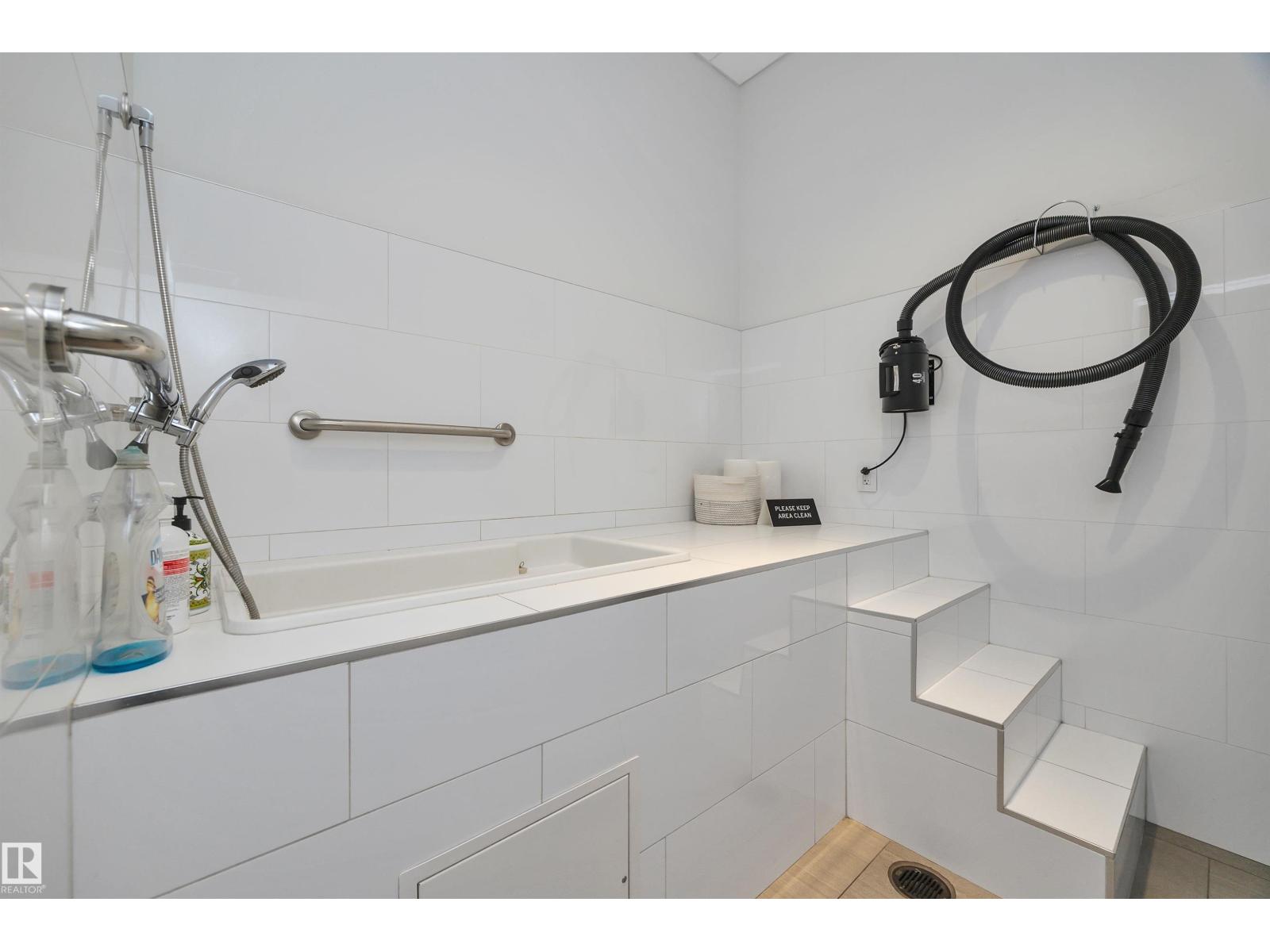 #1304 14105 WEST BLOCK DR NW, Edmonton