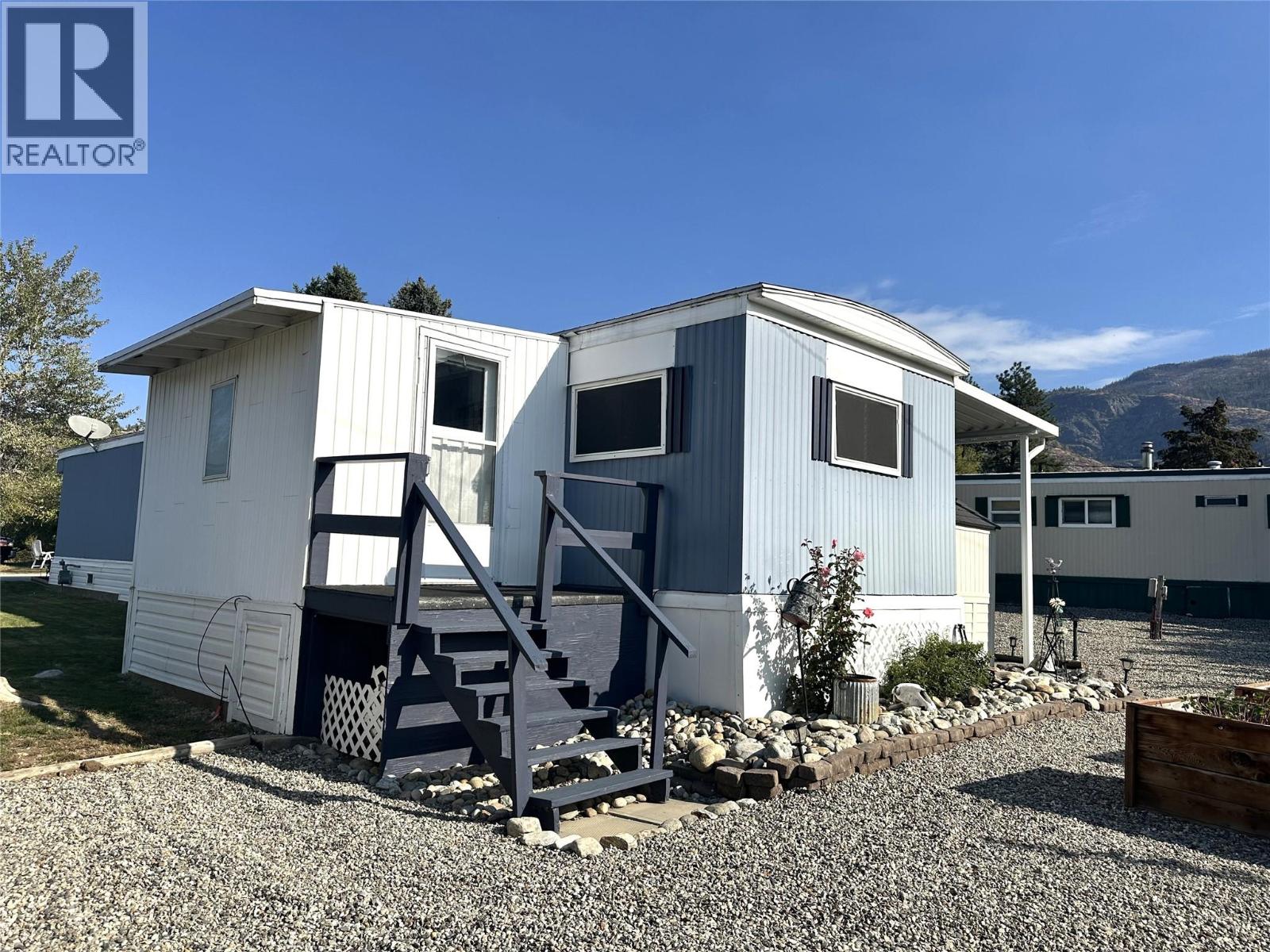 6B 146 WILLOW Court, Oliver